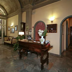 Liana Hotel